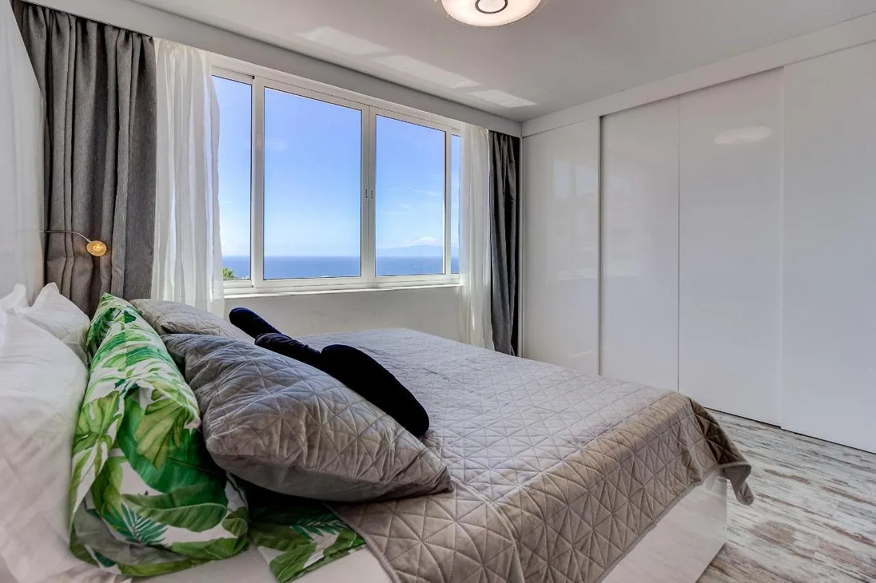 Panoramic Ocean & Mountain View 3 Bed Apartment In Island Village Heights Costa Adeje 0*, Costa Adeje (Tenerife)