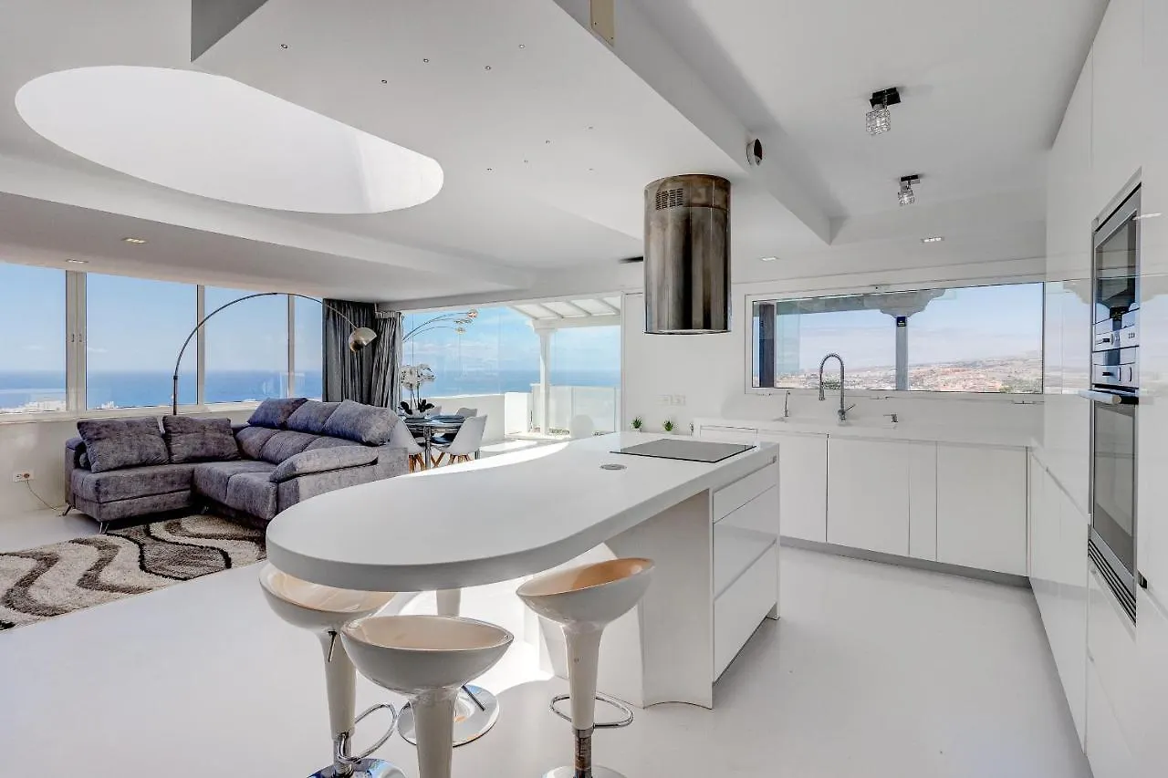 Panoramic Ocean & Mountain View 3 Bed Apartment In Island Village Heights Costa Adeje